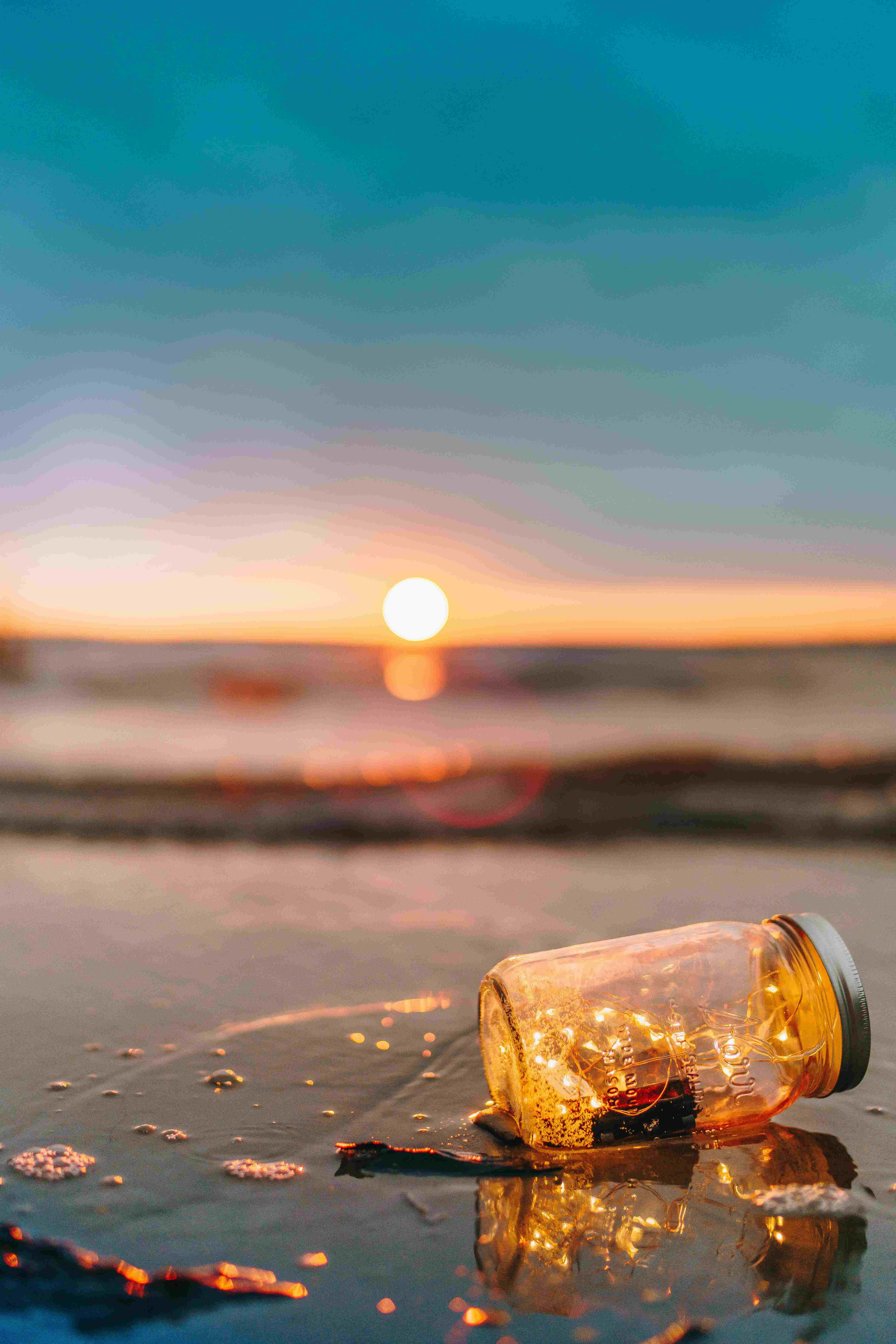  fireflys escaping a jar to spread happiness